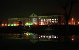 中国传媒大学夜景